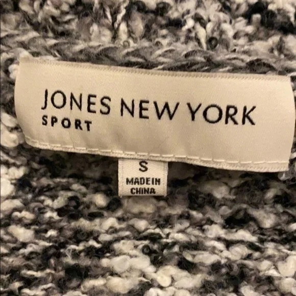 Jones New York Grey Chunky Sweater Size S - Picture 4 of 5